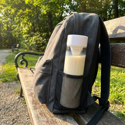Portable bottle with integrated residue filter 